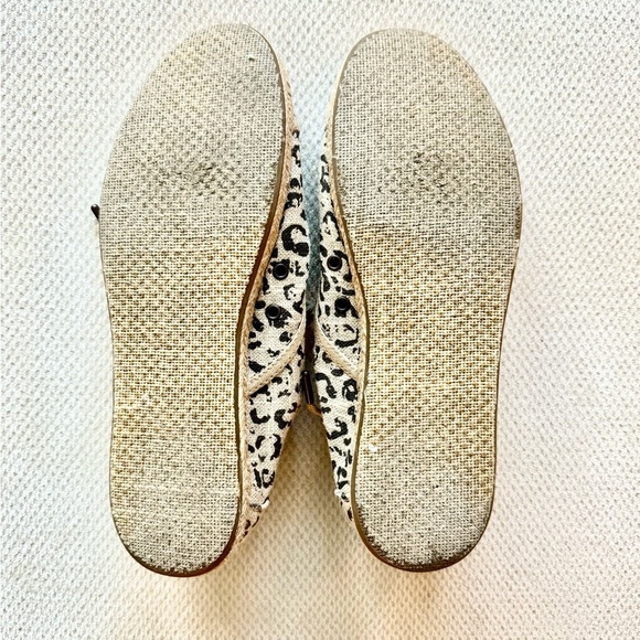 Toms Leopard Print Espadrille - Picture 2 of 5